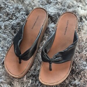 Lucky Brand Black Leather Wedge Thong Sandals